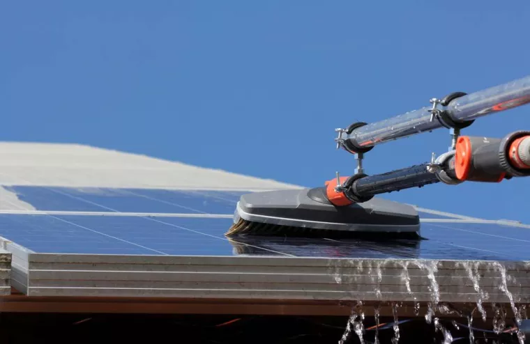 Prestataire pour nettoyage de panneaux solaires sur toiture, Bordeaux Rive Droite, SM Nettoyage